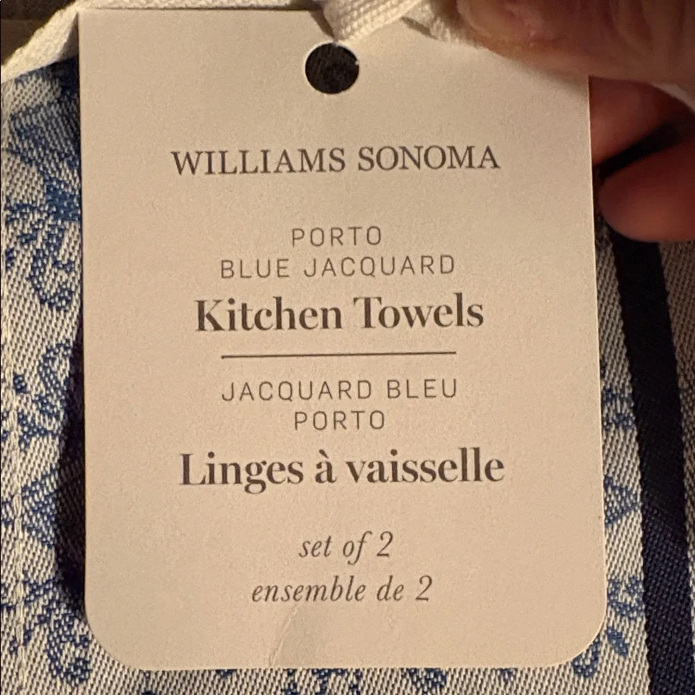 BNWT!!!Williams Sonoma Porto Blue jacquard tea towel